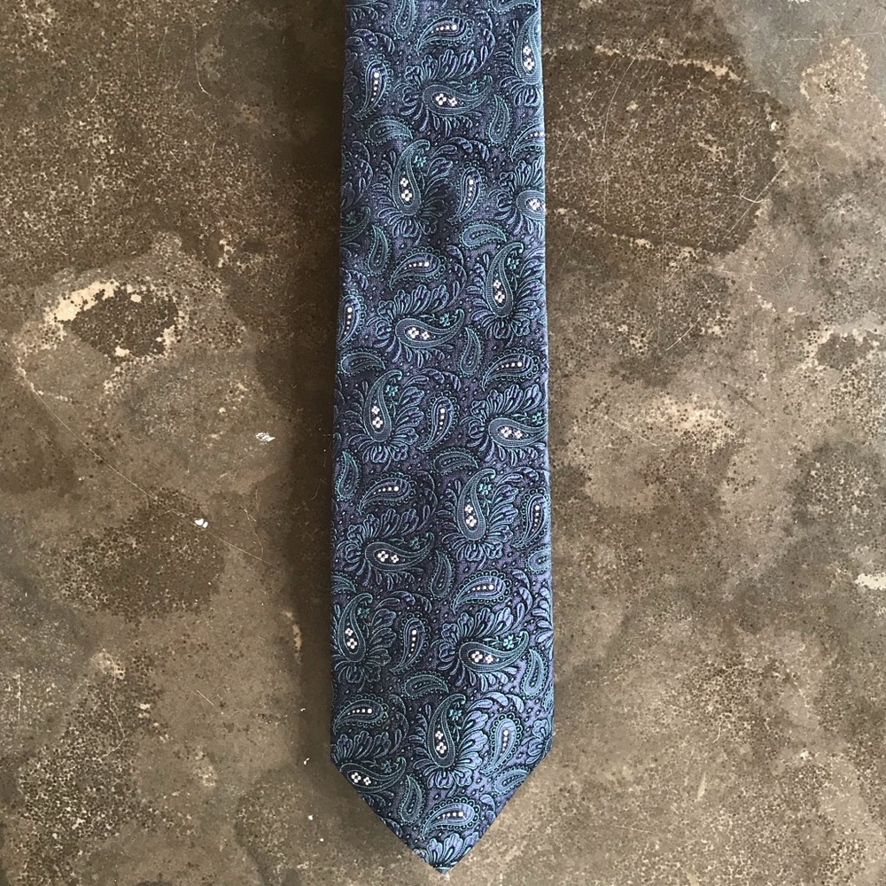 Brooks Brothers Paisley Tie